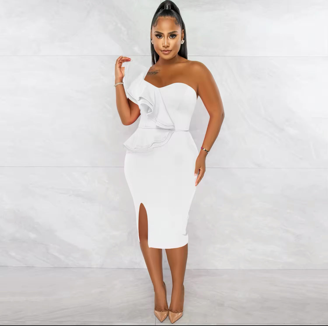 ONE SHOULDER SIDE SLIT MIDI RUFFLE DRESS