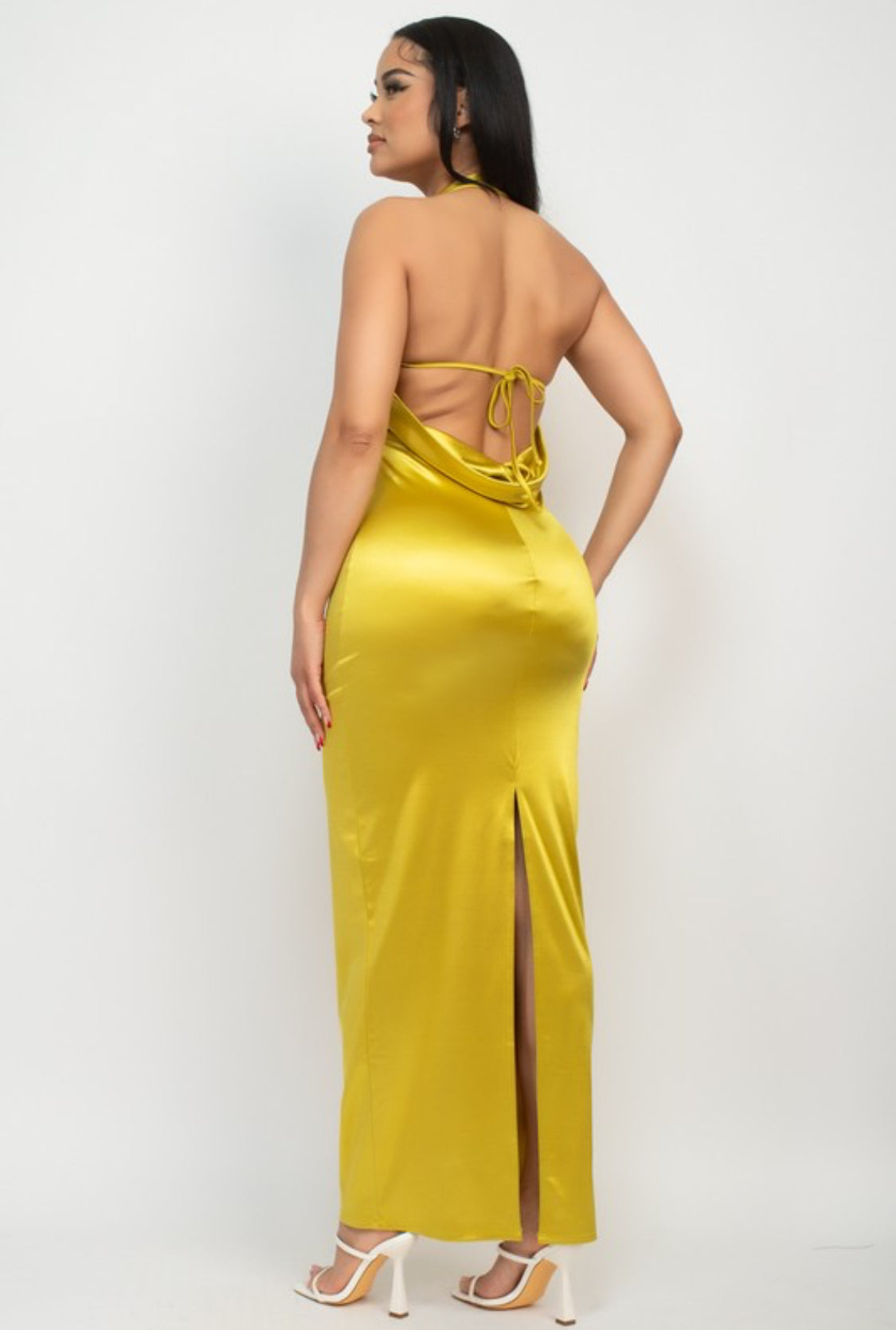 HALTER NECKLINE OPEN BACK DRESS