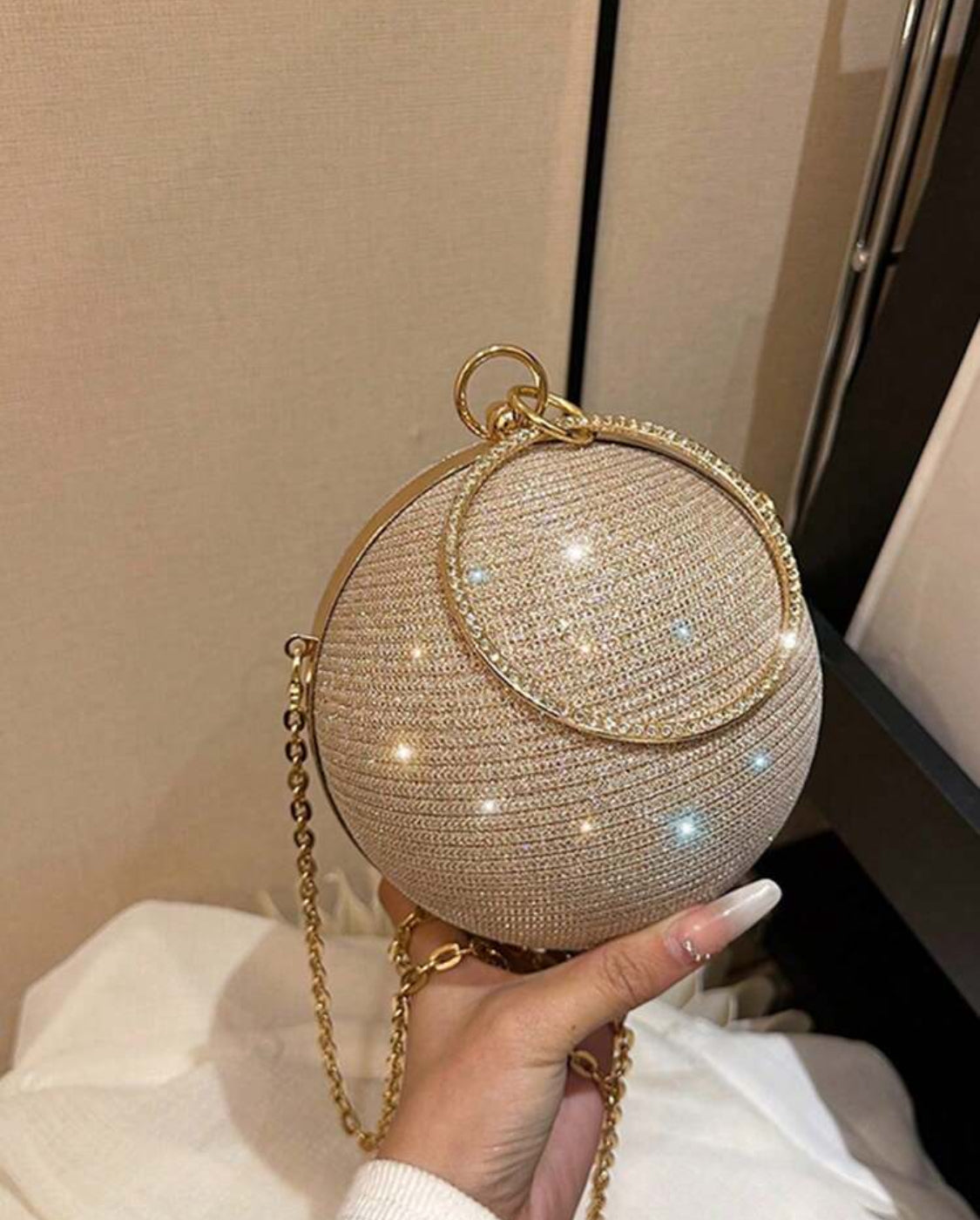 SPARKLY GOLD ROUND BALL DESIGN EVENING PURSE